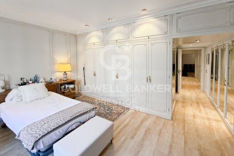 Купить квартиру в Барселона, Испания с 5 спален, 323м², № 7710 - фото 12