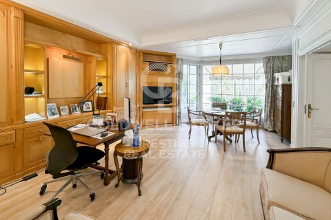 Купить квартиру в Барселона, Испания с 5 спален, 323м², № 7710 - фото 14