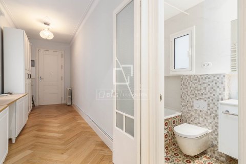 2 chambres apartment à vendre à Barcelona, Catalonia, Spain № 4035 - photo 20