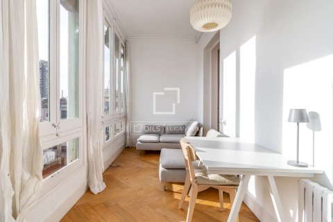 2 chambres apartment à vendre à Barcelona, Catalonia, Spain № 4035 - photo 11