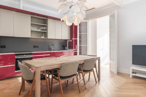 2 chambres apartment à vendre à Barcelona, Catalonia, Spain № 4035 - photo 10