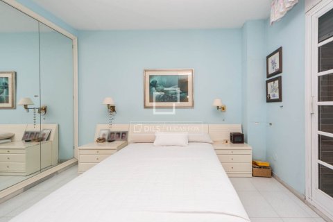 Villa de 4 dormitorios en venta en Castelldefels, Barcelona, Cataluña, Spain № 4034 - foto 20