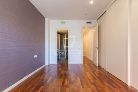 3 chambres apartment à vendre à Sant Just Desvern, Barcelona, Catalonia, Spain № 4038 - photo 21