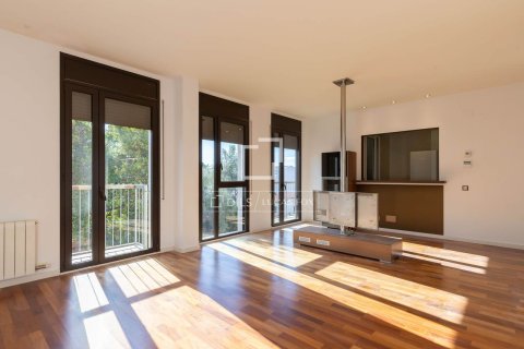 3 chambres apartment à vendre à Sant Just Desvern, Barcelona, Catalonia, Spain № 4038 - photo 5