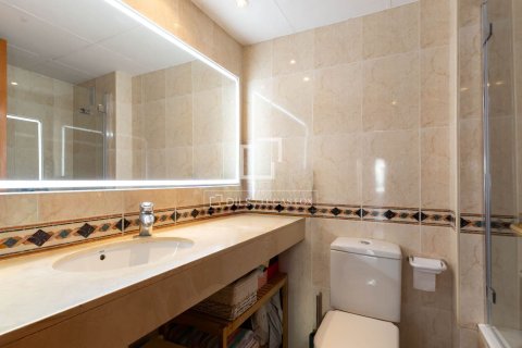 3 chambres apartment à vendre à Sant Just Desvern, Barcelona, Catalonia, Spain № 4033 - photo 30