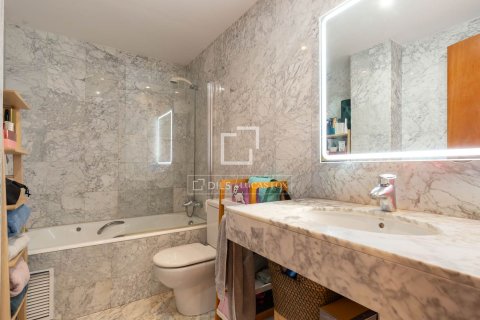 3 chambres apartment à vendre à Sant Just Desvern, Barcelona, Catalonia, Spain № 4033 - photo 26