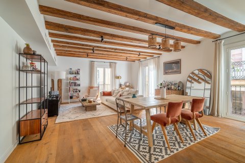 Купить квартиру в Барселона, Испания с 3 спальни, 172м², № 1799 - фото 4