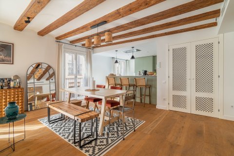 Купить квартиру в Барселона, Испания с 3 спальни, 172м², № 1799 - фото 5