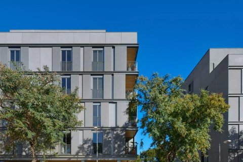 Квартира с 4 спальнями в Барселоне, Каталония, Испания № 1800