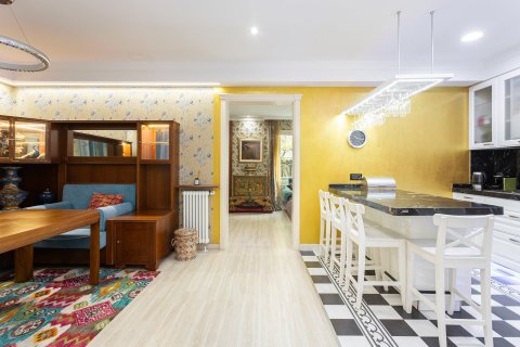 3 chambres apartment à vendre à Barcelona, Catalonia, Spain № 1796 - photo 8