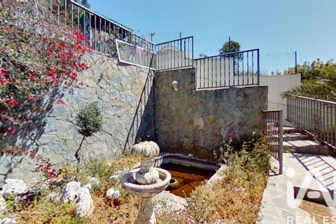 Сasa de 5 dormitorios en venta en El Vendrell, Tarragona, Cataluña, Spain № 7451 - foto 3
