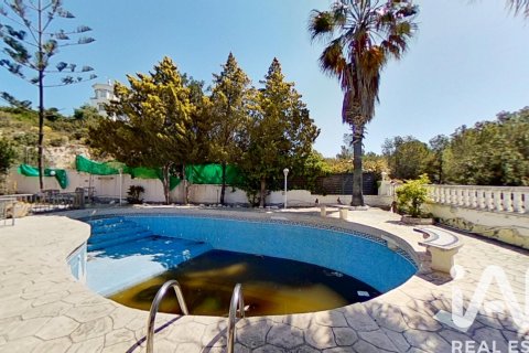 Сasa de 5 dormitorios en venta en El Vendrell, Tarragona, Cataluña, Spain № 7451 - foto 7