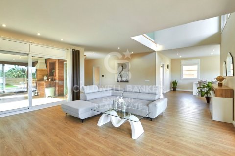 Купить дом в Сан-Кугат-дель-Вальес, Испания с 6 спален, 1046м², № 5760 - фото 14