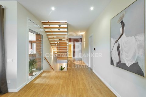 Купить дом в Сан-Кугат-дель-Вальес, Испания с 6 спален, 1046м², № 5760 - фото 21