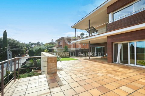 Купить дом в Сан-Кугат-дель-Вальес, Испания с 6 спален, 1046м², № 5760 - фото 10