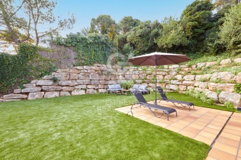 Купить дом в Сан-Кугат-дель-Вальес, Испания с 6 спален, 1046м², № 5760 - фото 5