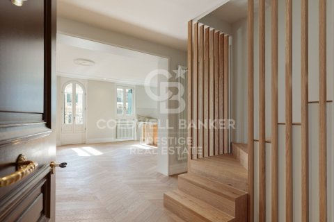 3 bedrooms penthouse for sale in Barcelona, Catalonia, Spain № 5762 - photo 4