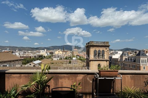 1 bedroom penthouse for sale in Barcelona, Catalonia, Spain № 5761