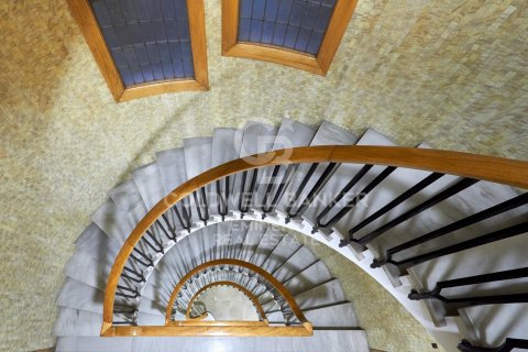 4 bedrooms apartment for sale in Barcelona, Catalonia, Spain № 5757 - photo 9