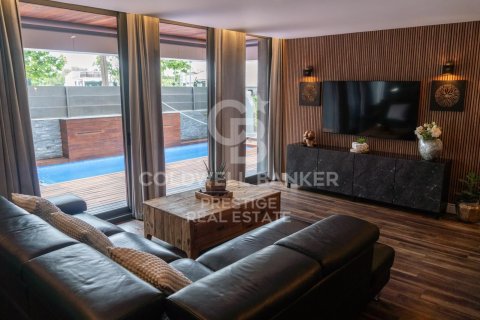 5 bedrooms house for rent in Castelldefels, Barcelona, Catalonia, Spain № 6100 - photo 2