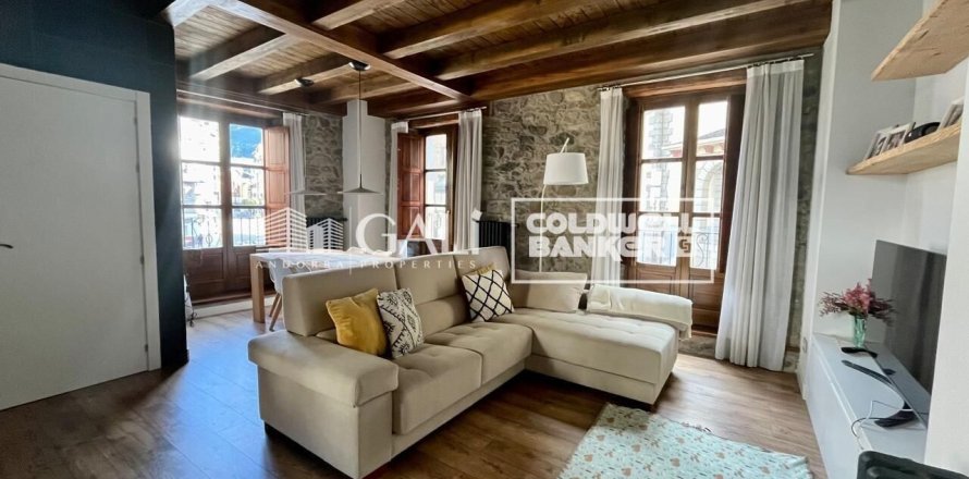 Дом с 3 спальнями в Принципате Андорре , Лерида, Каталония, Испания № 6103