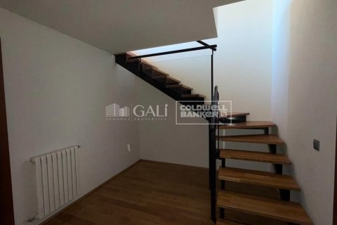 3 bedrooms penthouse for rent in Principado De Andorra (Ninguna Poblacion Tiene C.P.), Lleida, Catalonia, Spain № 6099 - photo 7