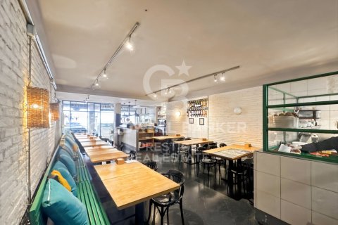 259 sq.m. commercial property for rent in Barcelona, Catalonia, Spain № 6154 - photo 11