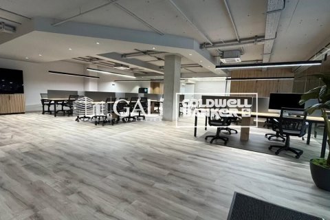 100 m² office à louer à Principado De Andorra (Ninguna Poblacion Tiene C.P.), Lleida, Catalonia, Spain № 6153 - photo 10