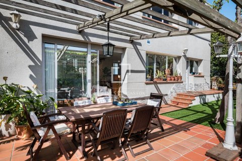 4 bedrooms villa for sale in Castelldefels, Barcelona, Catalonia, Spain № 6604 - photo 14