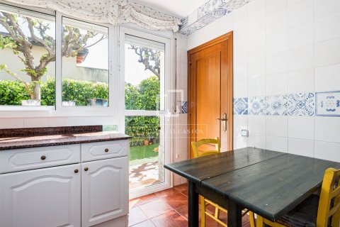 4 bedrooms villa for sale in Castelldefels, Barcelona, Catalonia, Spain № 6604 - photo 13