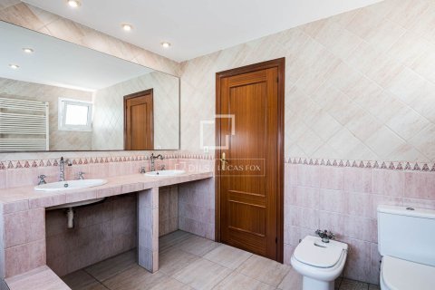 4 bedrooms villa for sale in Castelldefels, Barcelona, Catalonia, Spain № 6604 - photo 30