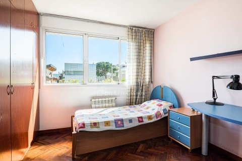4 bedrooms villa for sale in Castelldefels, Barcelona, Catalonia, Spain № 6604 - photo 23