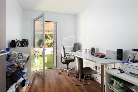 4 bedrooms villa for sale in Sant Pol de Mar, Barcelona, Catalonia, Spain № 6605 - photo 15