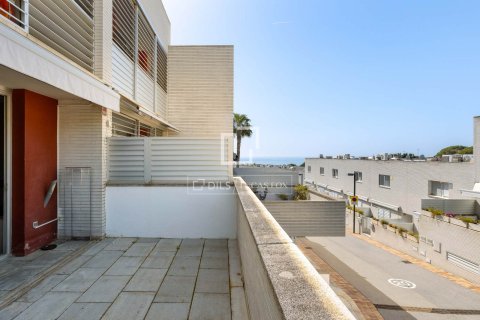 4 bedrooms villa for sale in Sant Pol de Mar, Barcelona, Catalonia, Spain № 6605 - photo 10