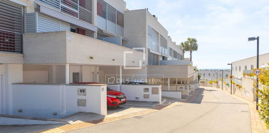 4 bedrooms villa for sale in Sant Pol de Mar, Barcelona, Catalonia, Spain № 6605