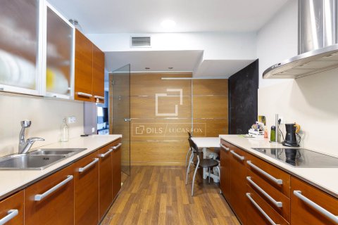 4 bedrooms villa for sale in Sant Pol de Mar, Barcelona, Catalonia, Spain № 6605 - photo 12