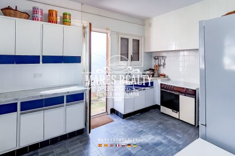 Купить виллу в Льорет-де-Мар, Испания с 10 спален, 575м², № 1015 - фото 10