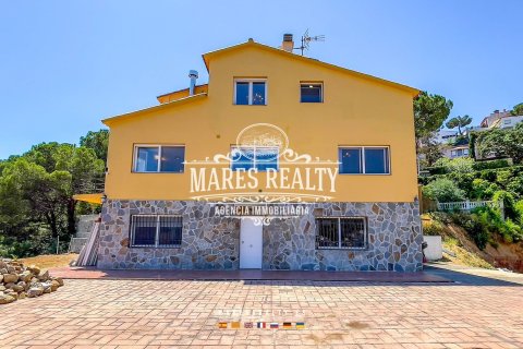 Вилла с 5 спальнями в Льорет-де-Мар, Герона, Каталония, Испания № 1014