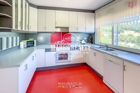 Купить виллу в Льорет-де-Мар, Испания с 5 спален, 317м², № 1014 - фото 13