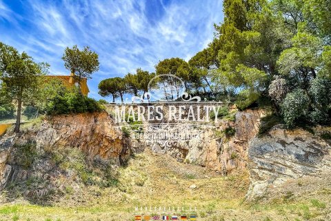 Купить земельный участок в Санта-Кристина, Испания 1217м², № 1016 - фото 2