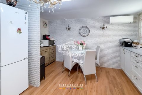 Купить виллу в Льорет-де-Мар, Испания с 5 спален, 205м², № 1017 - фото 15
