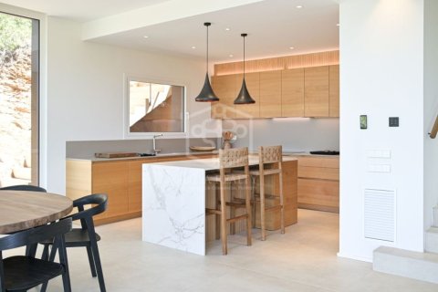 Купить виллу в Бегур, Испания с 4 спальни, 330м², № 1011 - фото 24