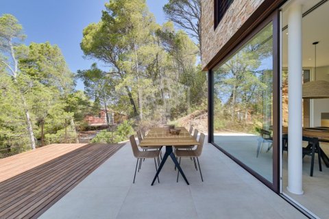 Купить виллу в Бегур, Испания с 4 спальни, 330м², № 1011 - фото 14