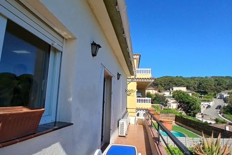 3 bedrooms house for sale in Lloret de Mar, Girona, Catalonia, Spain № 7424 - photo 20