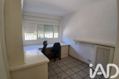 3 bedrooms house for sale in Lloret de Mar, Girona, Catalonia, Spain № 7424 - photo 17
