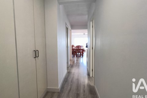 4 bedrooms apartment for sale in Vilanova i la Geltru, Barcelona, Catalonia, Spain № 7423 - photo 7