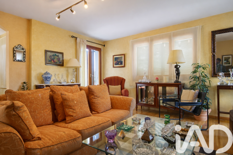 Сasa de 6 dormitorios en venta en Vilassar de Dalt, Barcelona, Cataluña, Spain № 7421 - foto 8