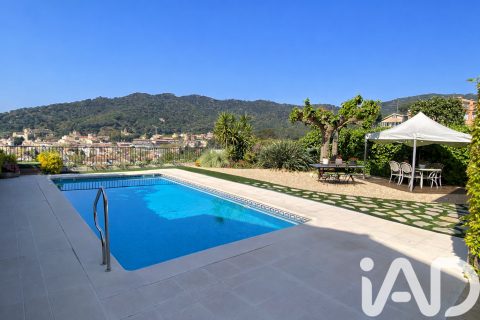 Сasa de 6 dormitorios en venta en Vilassar de Dalt, Barcelona, Cataluña, Spain № 7421 - foto 2