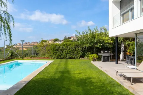 Apartamento de 4 dormitorios en venta en Teia, Barcelona, Cataluña, Spain № 6866 - foto 2
