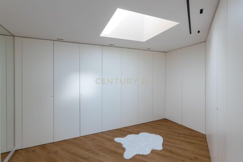 Apartamento de 4 dormitorios en venta en Teia, Barcelona, Cataluña, Spain № 6866 - foto 28